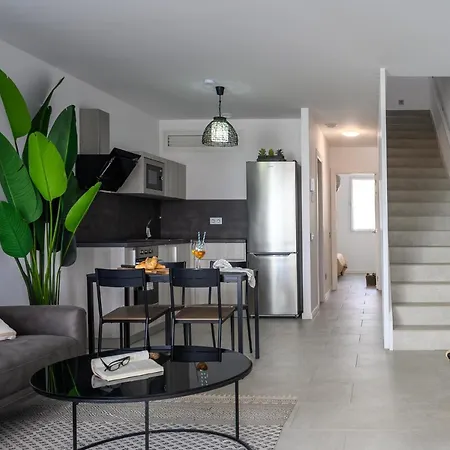 Pachamama House-near The Beach, Fast Wifi, Air-con And Sat Tv * Playa Blanca (Lanzarote)