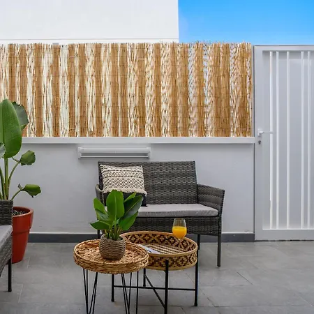 Pachamama House-near The Beach, Fast Wifi, Air-con And Sat Tv Holiday home Playa Blanca (Lanzarote)