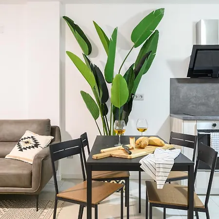 Holiday home Pachamama House-near The Beach, Fast Wifi, Air-con And Sat Tv Playa Blanca (Lanzarote)