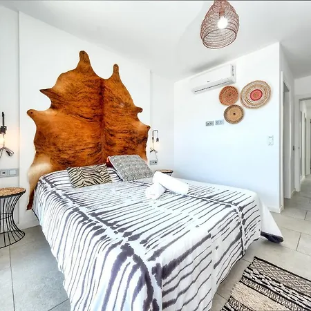 Pachamama House-near The Beach, Fast Wifi, Air-con And Sat Tv *